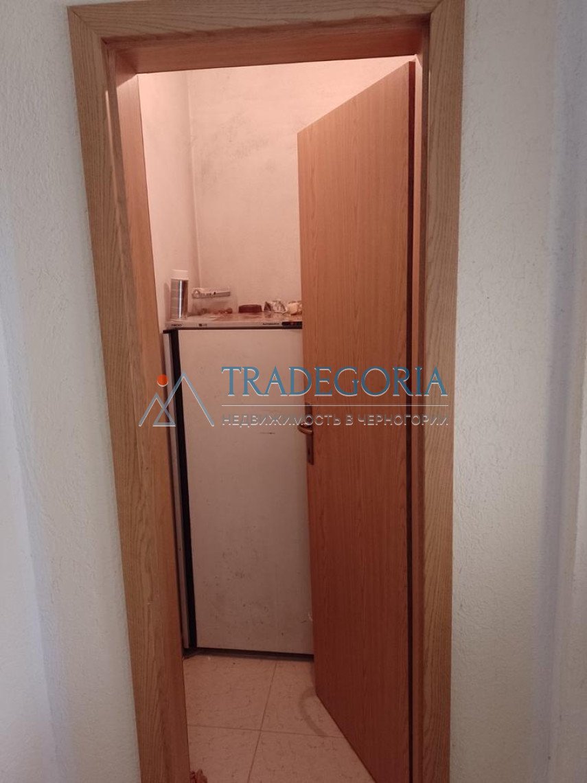 <p>Apartment-type house in Shushani.</p><p> Plot area 450 m2</p><p> House area 220 m2</p><p> The house has 2 floors, on the 1st floor there are 2 apar