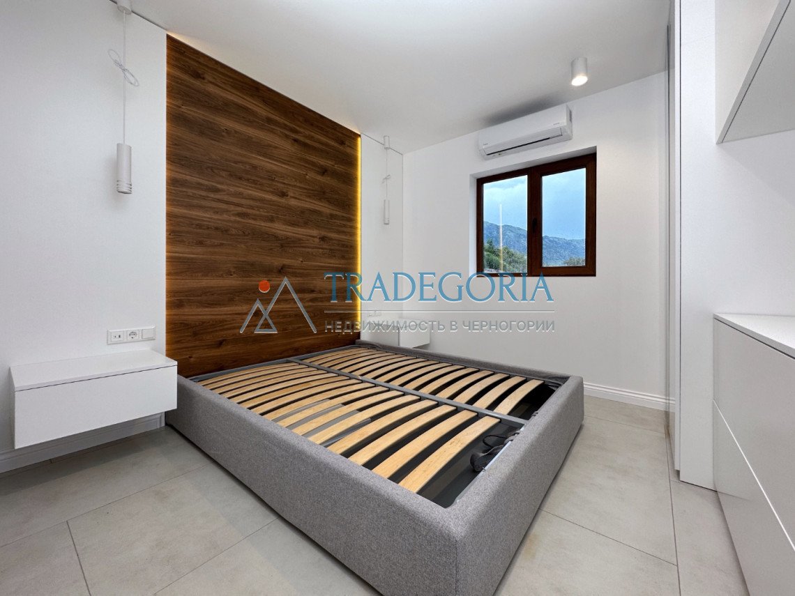 <h3>Apartment 1</h3><p> Key parameters:</p> Location: Kamenari Property type: Apartment Area: 36.43 m² Number of floors: 3rd floor Number of bedrooms: