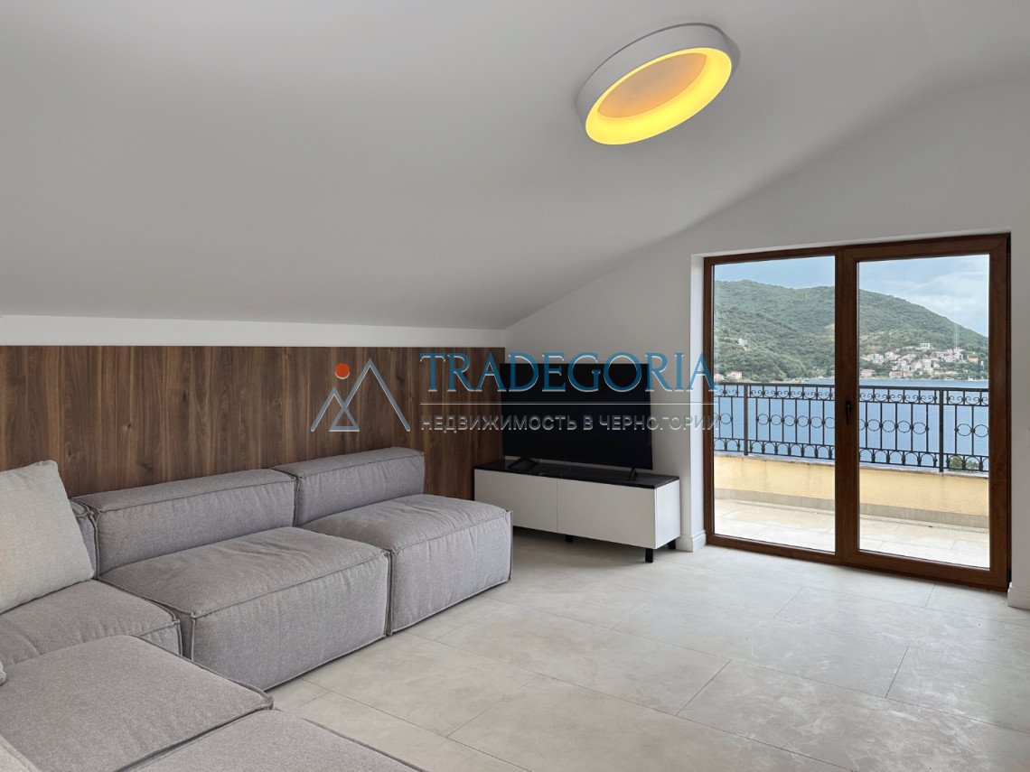 <h3>Apartment 1</h3><p> Key parameters:</p> Location: Kamenari Property type: Apartment Area: 36.43 m² Number of floors: 3rd floor Number of bedrooms: