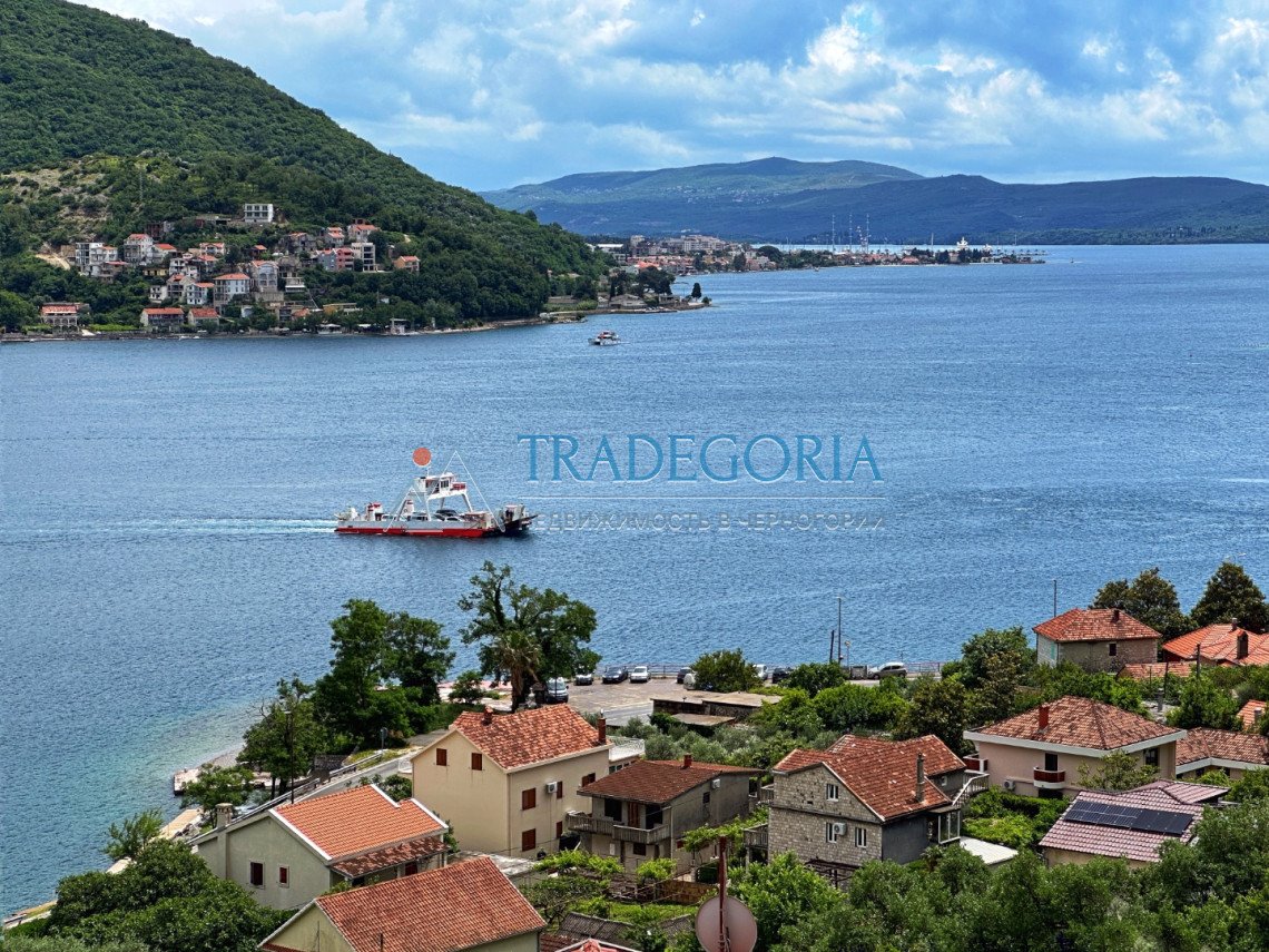 <h3>Apartment 1</h3><p> Key parameters:</p> Location: Kamenari Property type: Apartment Area: 36.43 m² Number of floors: 3rd floor Number of bedrooms: