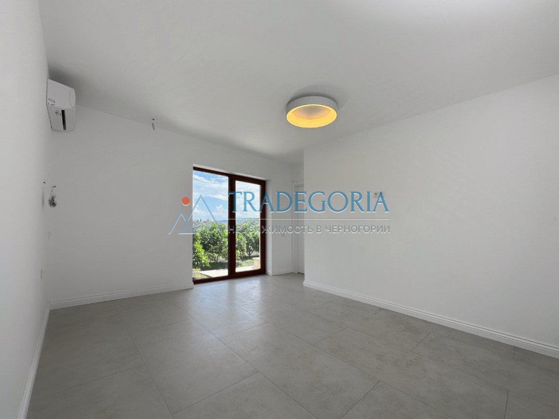 <h3>Apartment 1</h3><p> Key parameters:</p> Location: Kamenari Property type: Apartment Area: 36.43 m² Number of floors: 3rd floor Number of bedrooms: