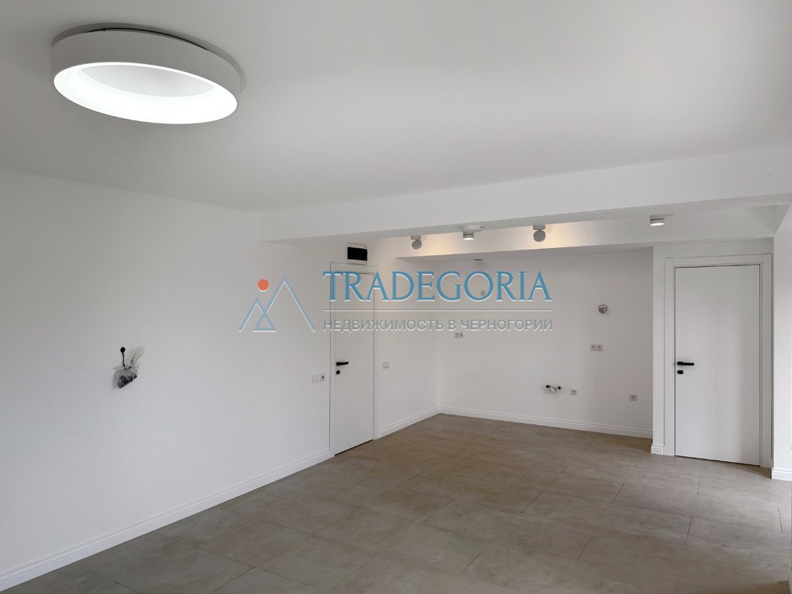 <h3>Apartment 1</h3><p> Key parameters:</p> Location: Kamenari Property type: Apartment Area: 36.43 m² Number of floors: 3rd floor Number of bedrooms: