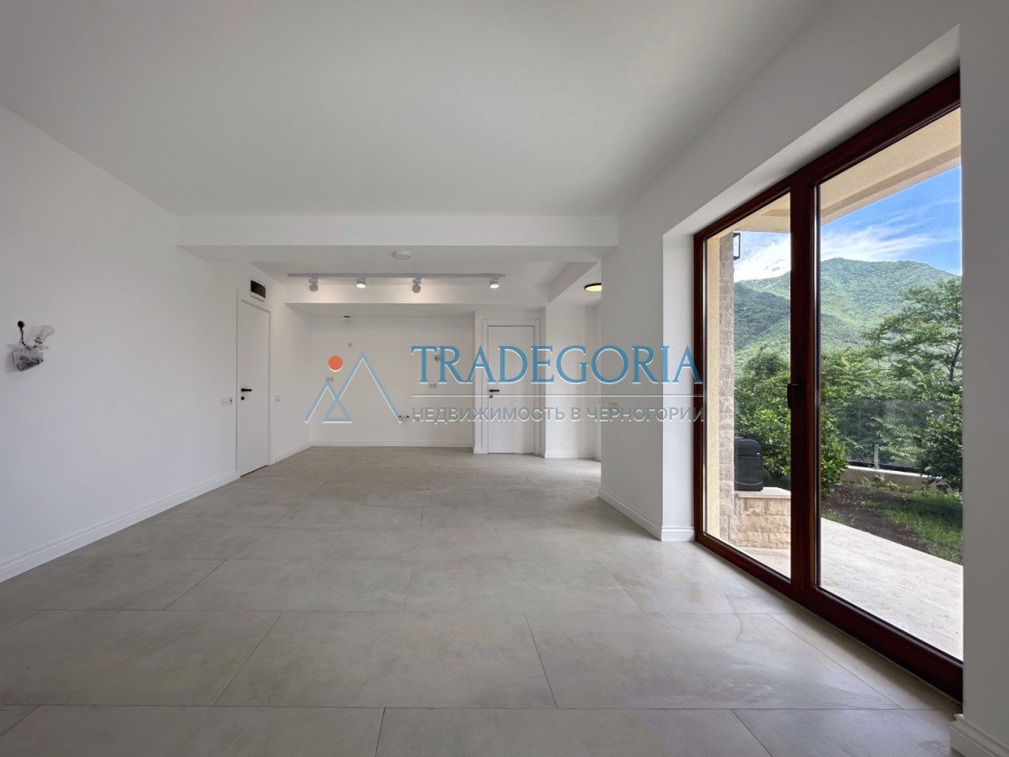 <h3>Apartment 1</h3><p> Key parameters:</p> Location: Kamenari Property type: Apartment Area: 36.43 m² Number of floors: 3rd floor Number of bedrooms: