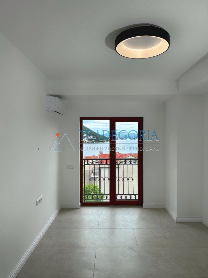 <h3>Apartment 1</h3><p> Key parameters:</p> Location: Kamenari Property type: Apartment Area: 36.43 m² Number of floors: 3rd floor Number of bedrooms: