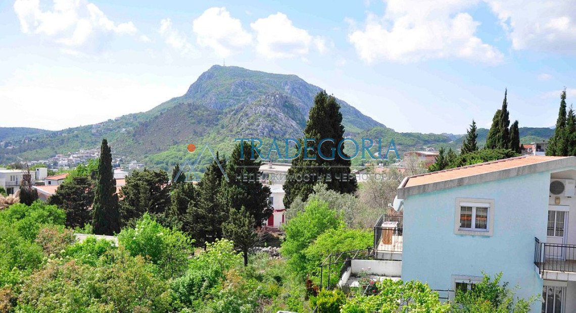 <h3>House with sauna and sea view in Sutomore</h3><p> Key parameters:</p> Location: Sutomore Property type: House Property type: Resale House area: 25