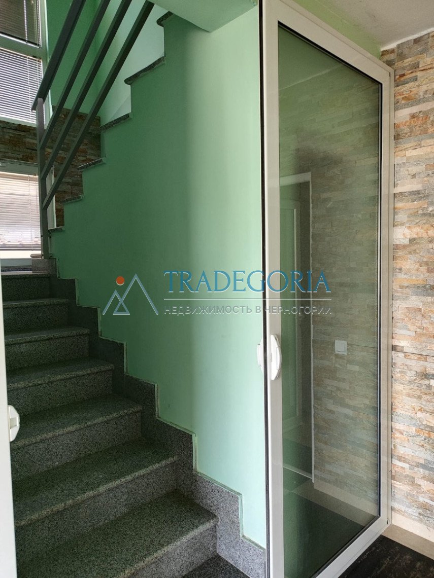 <h3>House with sauna and sea view in Sutomore</h3><p> Key parameters:</p> Location: Sutomore Property type: House Property type: Resale House area: 25