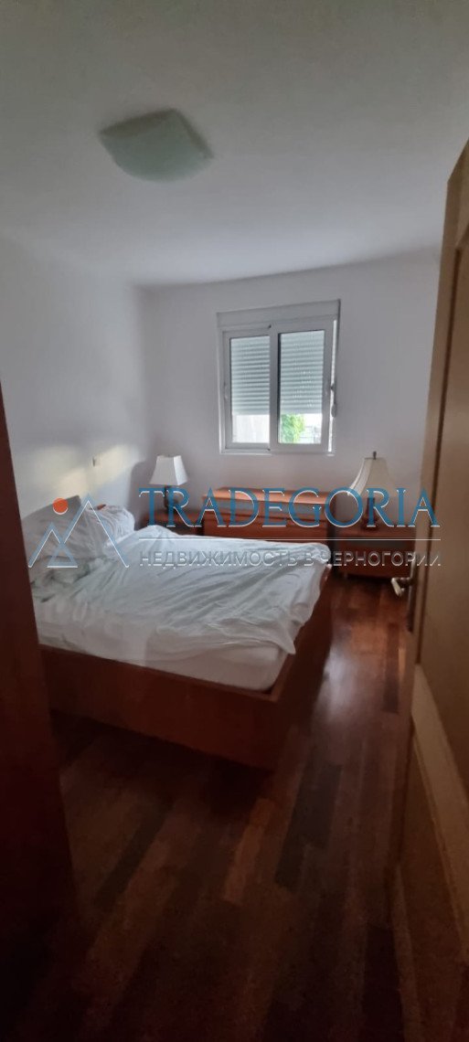 <h3>Key parameters</h3> Location: Petrovac Property type: apartment Property type: secondary Area: 50 m² (in fact, 46 m² according to documents) Regis