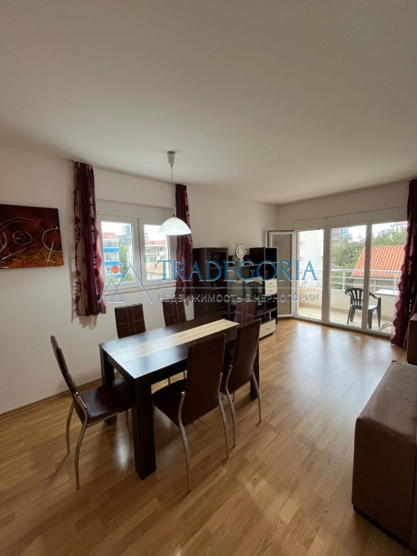 <p>Two bedroom apartment with two balconies in Becici</p><h3> Key parameters</h3> Location: Becici, next to the Mix Market store Property type: apartm <p>Two bedroom apartment with two balconies in Becici</p><h3> Key parameters</h3> Location: Becici, next to the Mix Market store Property type: apartm