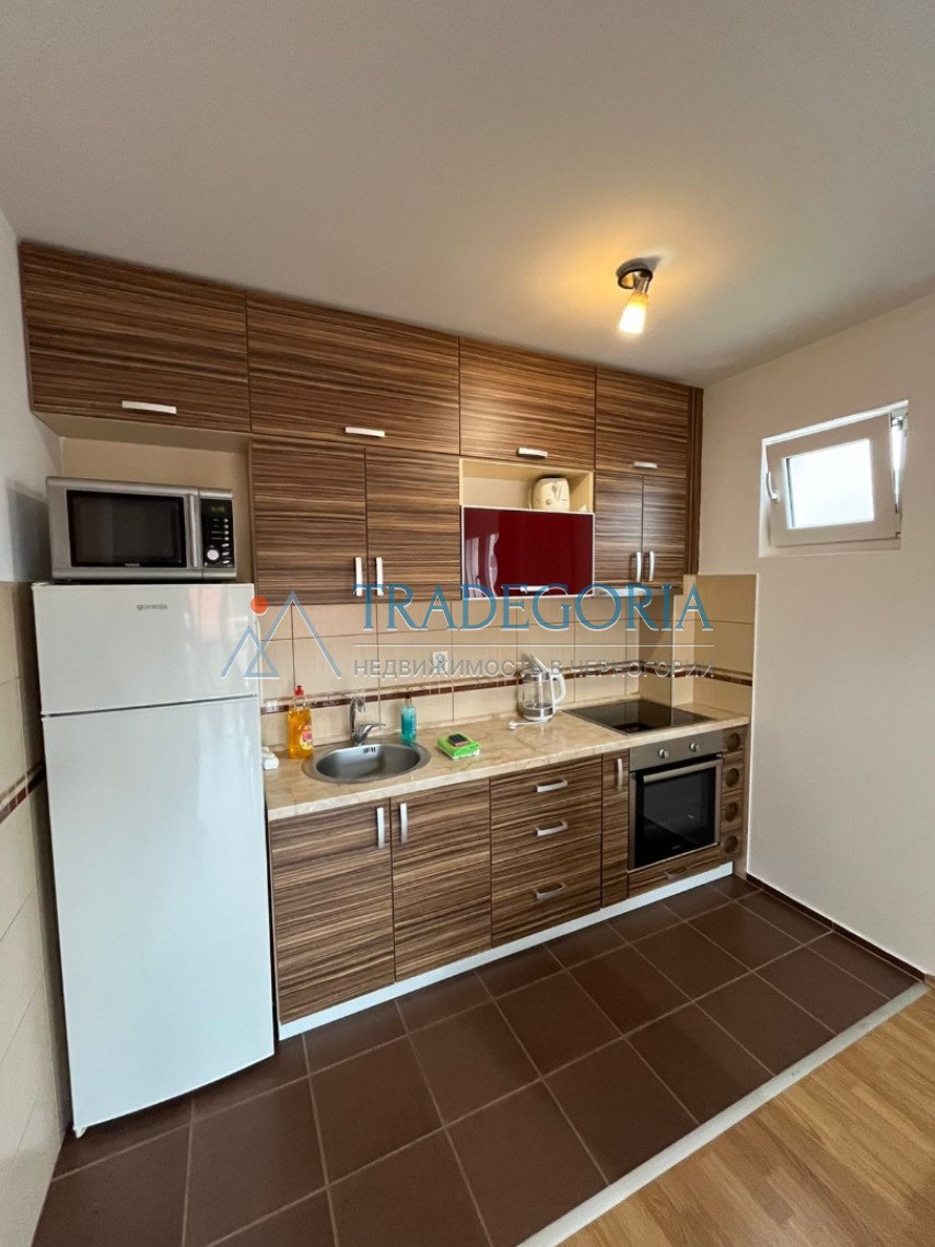 <p>Two bedroom apartment with two balconies in Becici</p><h3> Key parameters</h3> Location: Becici, next to the Mix Market store Property type: apartm