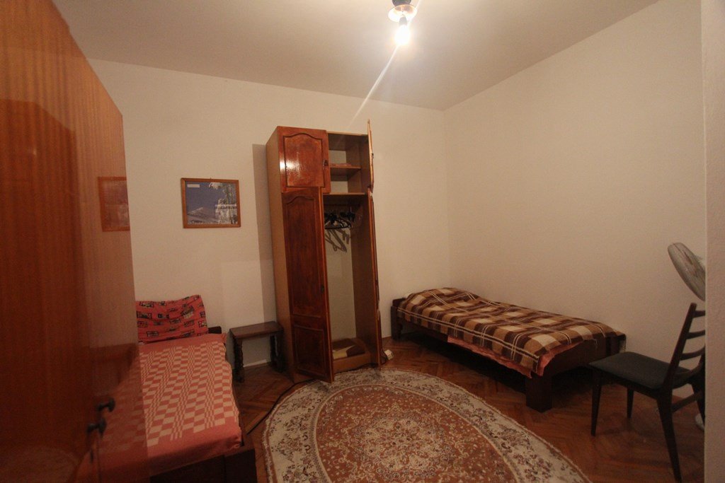 Mountine view house in Topla<br><br><p>Three-storey house for sale in Herceg Novi, Topla. The house is a cascade type and has a terrace with mountain 