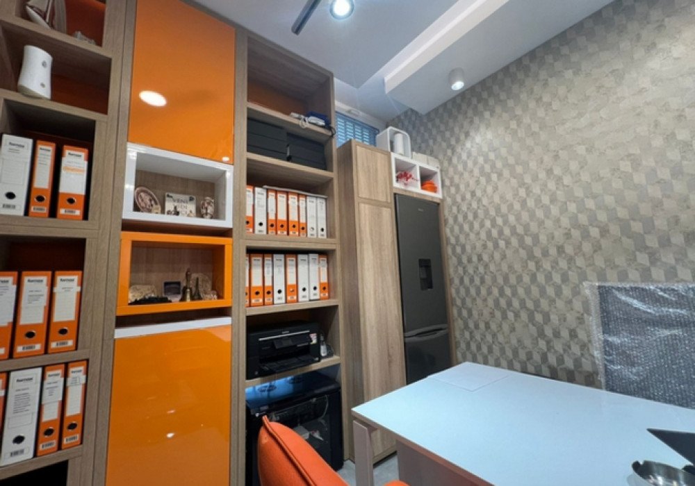 Description
Podgorica, the &quot;Old Airfield&quot; area. Office space
Fully equipped office
The area is 35 sq.m.
Ideal for different types of busines