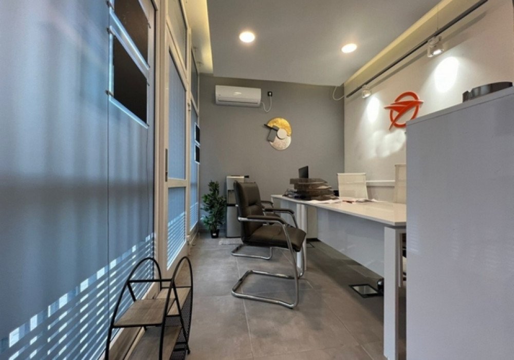 Description
Podgorica, the &quot;Old Airfield&quot; area. Office space
Fully equipped office
The area is 35 sq.m.
Ideal for different types of busines